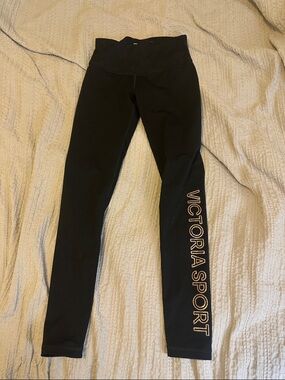 Victoria's Secret Black Leggings with Pink Logo size XS Body by Victoria